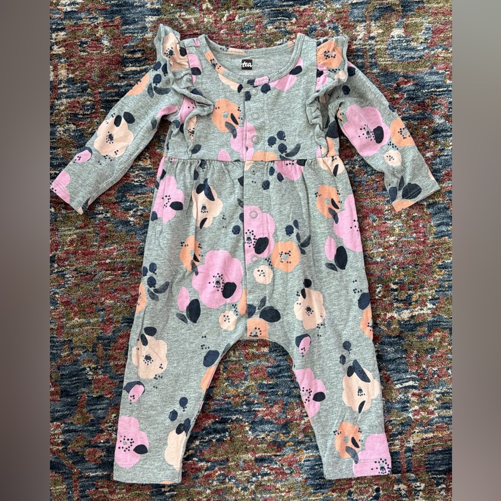 Tea Collection Gray and Pink Floral Footie